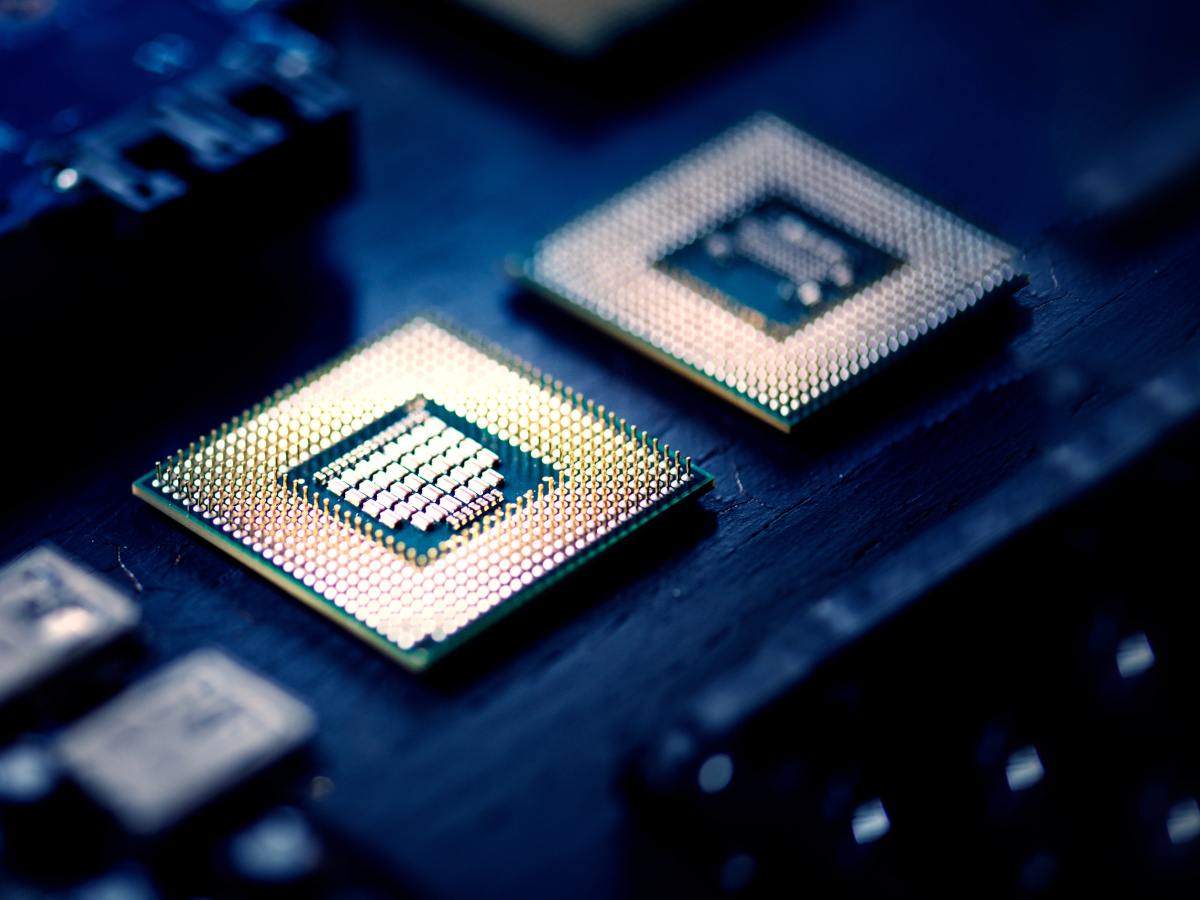 Anthropic confirms plans to build own AI chips amid global shortage