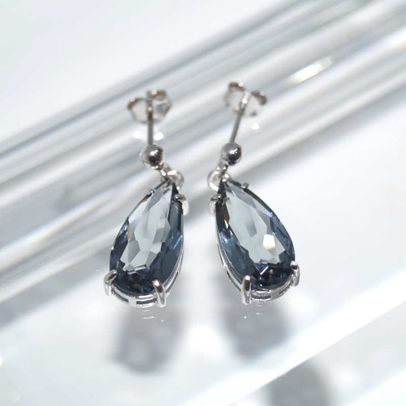 SX00913þBOUCLE TALISMAN POIRE SWAROVSKI