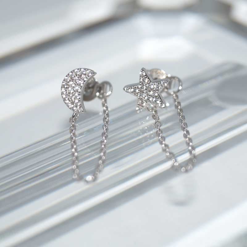 SX00940þBOUCLE CHAINETTE ETOILE LUNE ASYM