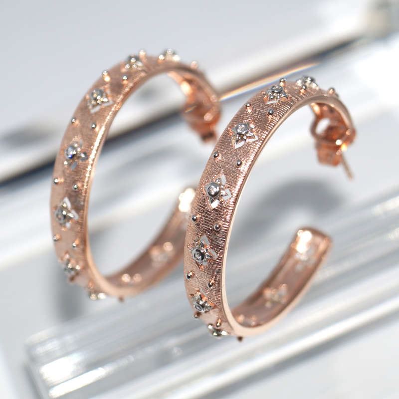 SL00909þBOUCLE CREOLE FLEUR DORE