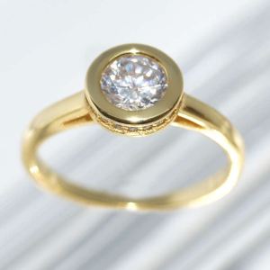 RI00955þBAGUE SOLITAIRE ALTO DORE