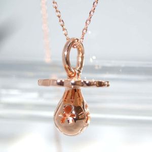 RI01087þCOLLIER SAUTOIR BOLA TETINE ROSE