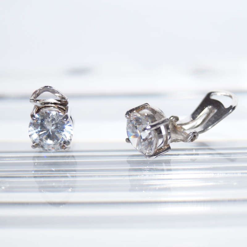 BR01002þBoucle Clip Solitaire
