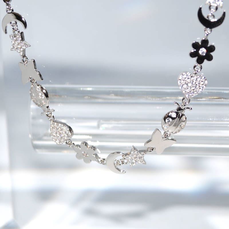 RI01476þCollier Lucky Charms Total