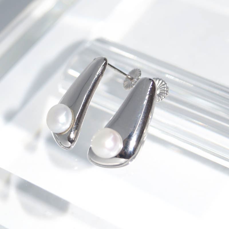 RI01548þBoucle Geometrique Perle