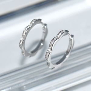 RI01551þBoucle Creoles Fleur Pavees 20Mm