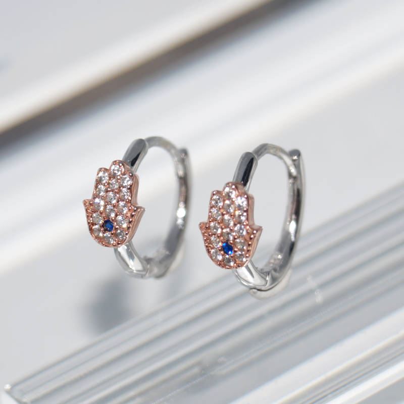 RI01581þBoucle Mini Creoles Main De Fatma