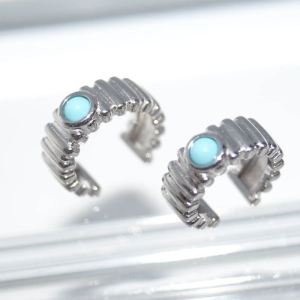 RI01617þEarcuff Turquoise