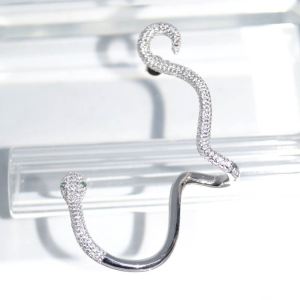 SL01332þMono Boucle Serpent Earcuff