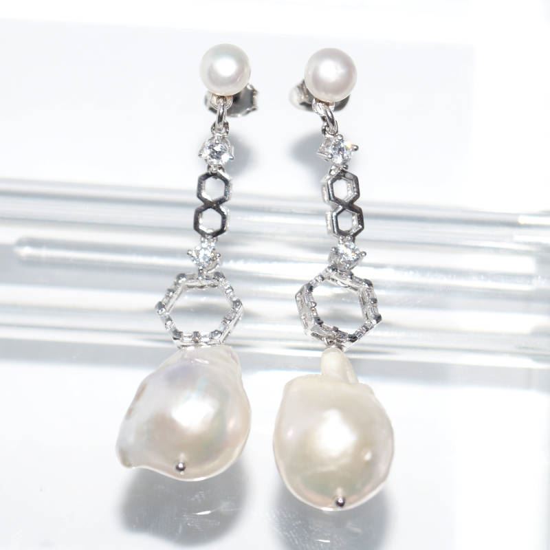 SL01377þBoucle Nid D’Abeille Perle Naturelle