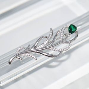 SX01163þBroche Plume Verte