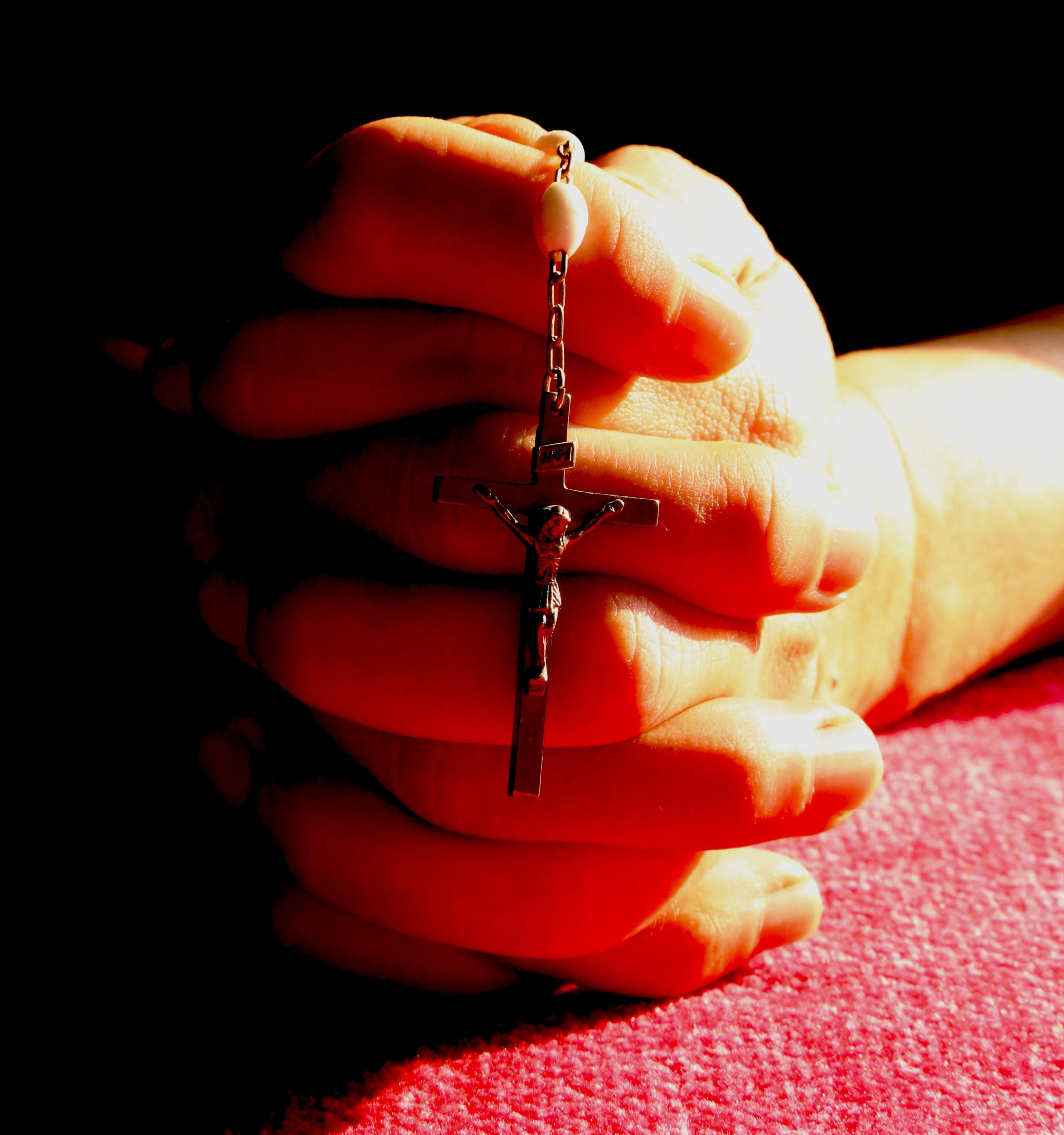 Holy Rosary Thursday Youtube - qp0cyyb