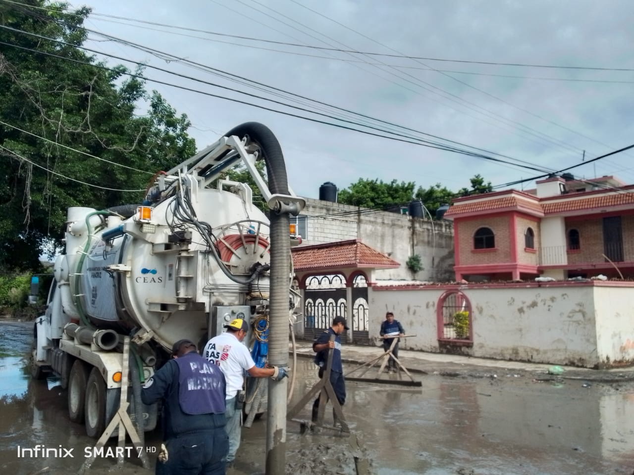 Continúa Tabasco ayudando al hermano Estado de Veracruz
