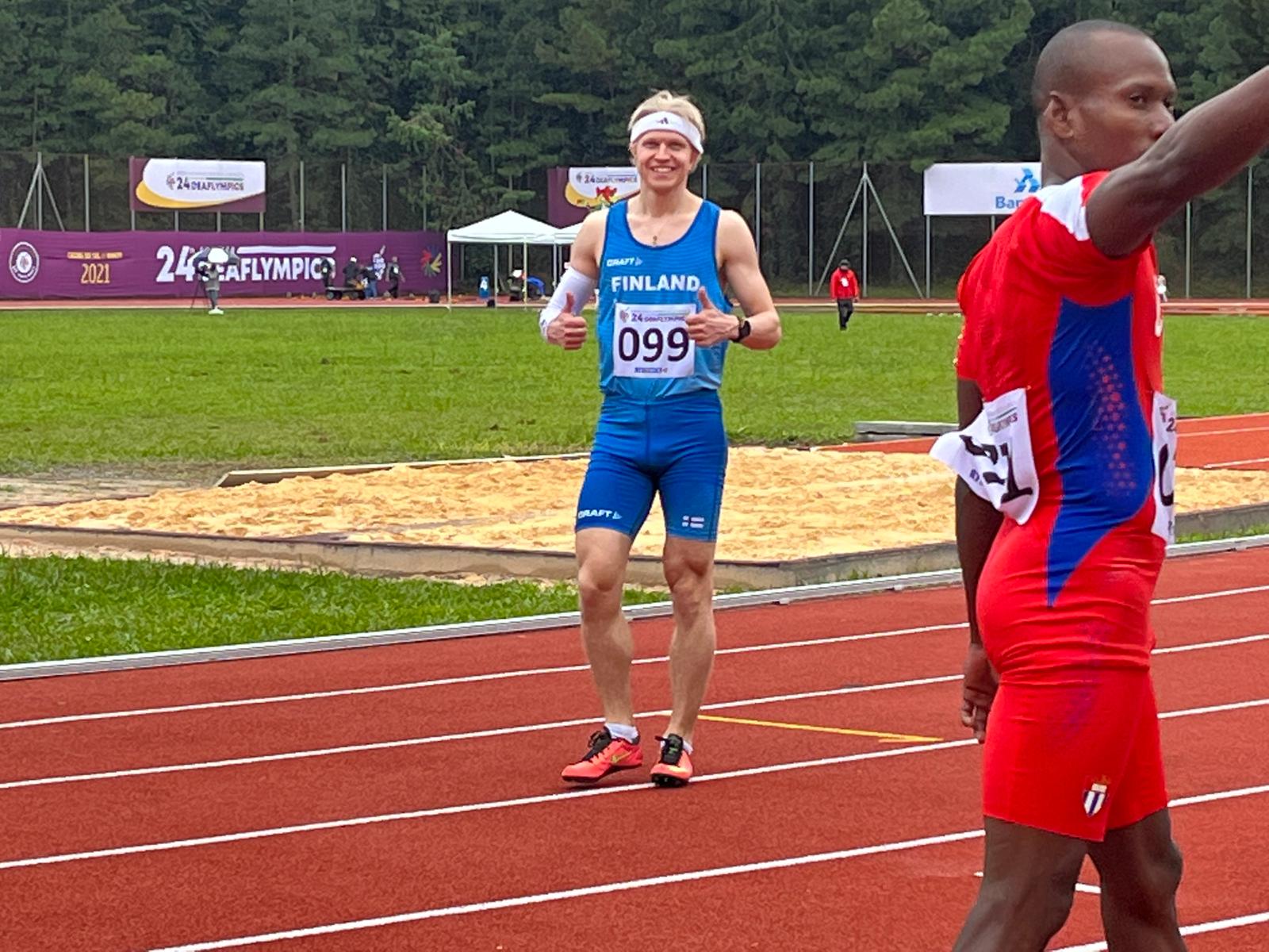 Read more about the article Santeri Tanner juoksi hyvin 100 m, karsiutui välieristä