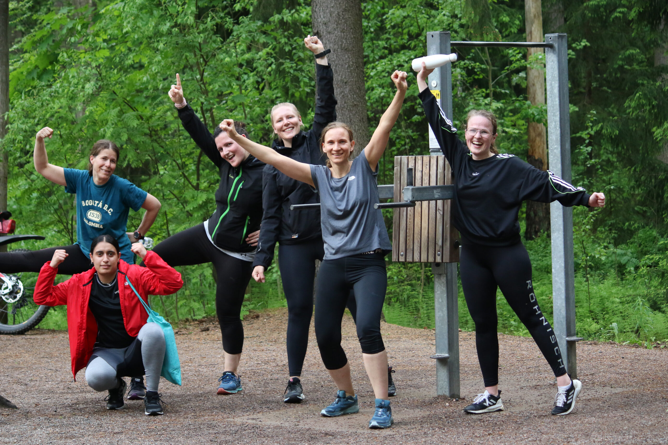 Read more about the article Potkua syksyyn – osallistu mukaan viittomakielisiin liikuntaryhmiin!