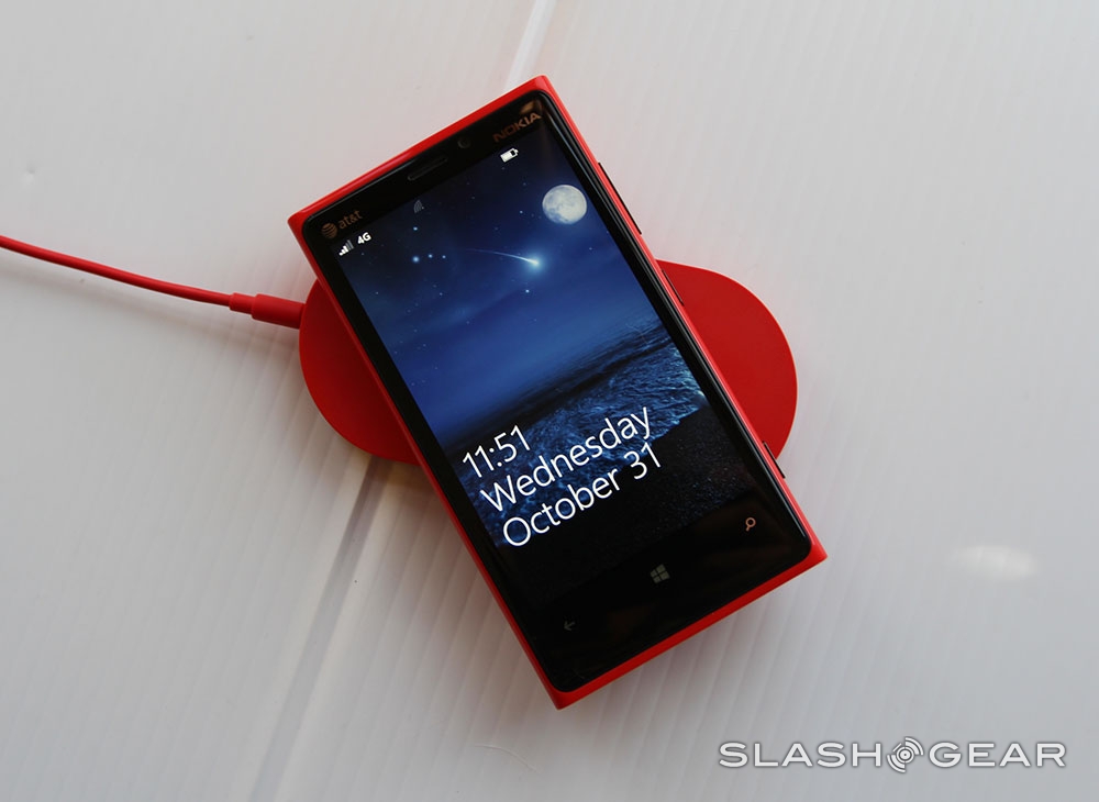 At T Nokia Lumia 920 Hands On And First Impressions Slashgear
