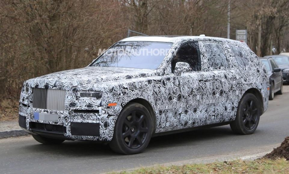 wallpapers Cullinan Rolls Royce Suv rolls royce cullinan suv appears in new spy photos slashgear