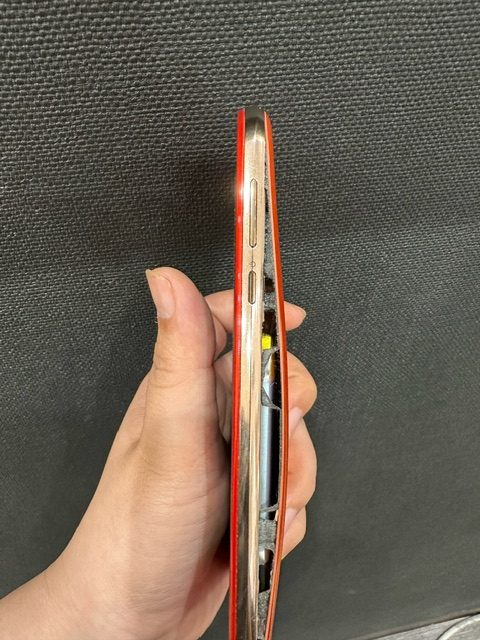 AQUOS　Rバッテリー交換　堺市美原区よりお越しのお客様