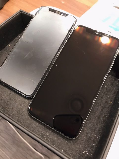 iPhoneXS画面交換