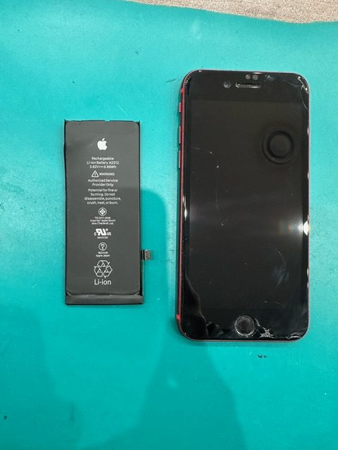 iPhoneSE2　バッテリー交換　狭山市