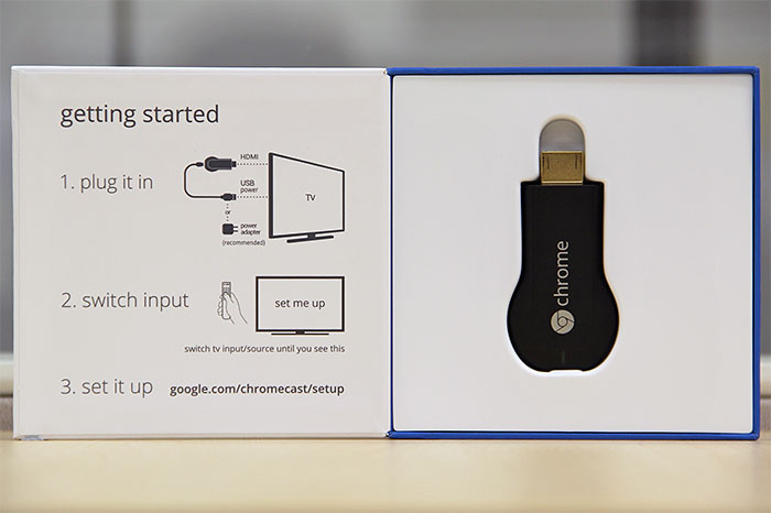 Chromecast-box-opened