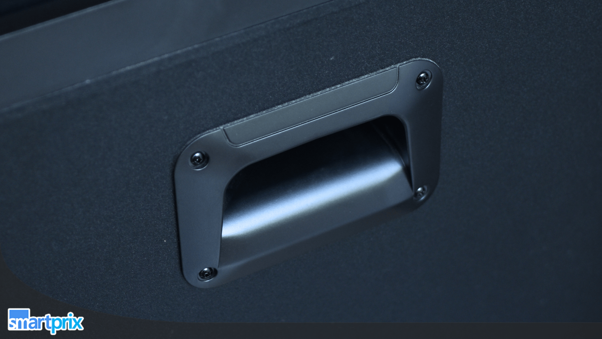 Philips TAX5509/94 Party Speaker Review: Bass Lovers Rejoice, Audiophiles Stay Away