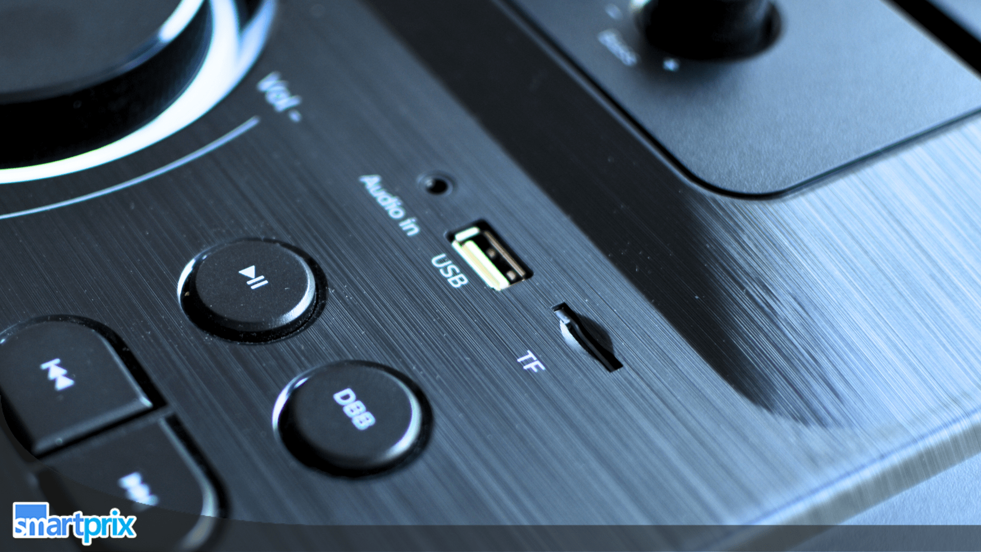 Philips TAX5509/94 Party Speaker Review: Bass Lovers Rejoice, Audiophiles Stay Away