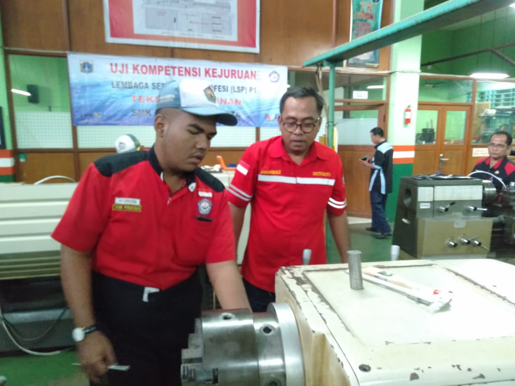 Check spelling or type a new query. Uji Sertifikasi Lsp P1 Teknik Pemesinan Berita Lsp Smkn 52 Jakarta