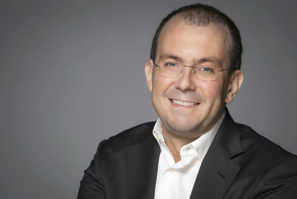 Le principe de l'IA hybride est simple : déployer la charge de travail d'IA adéquate au bon endroit !