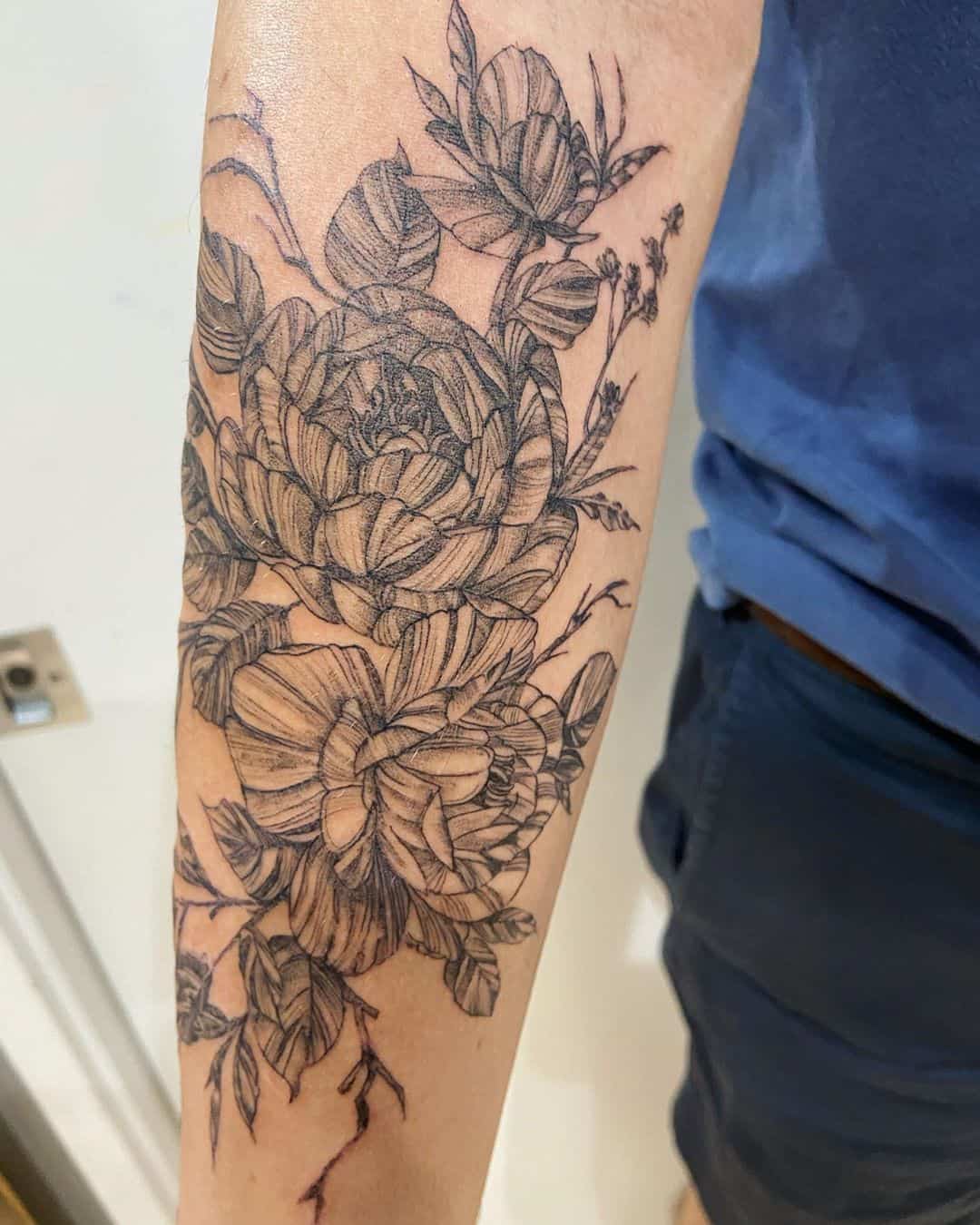22 awesome floral sleeve tattoo design ideas