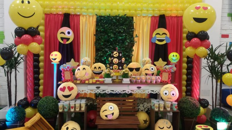 wallpapers Decoração De Festa Tema Emoji festa infantil emoji como fazer dicas de inspiracao