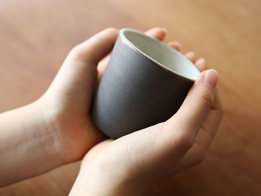 Interior accessories that get close to our daily life.