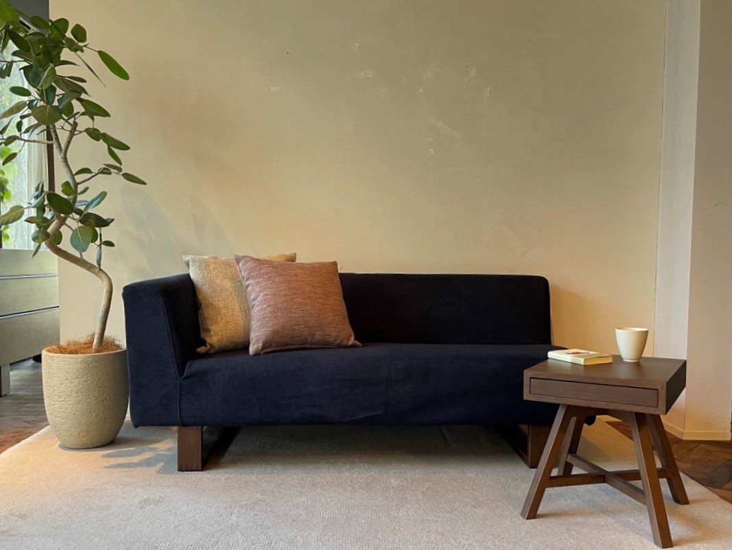 One Arm Sofa BIS3