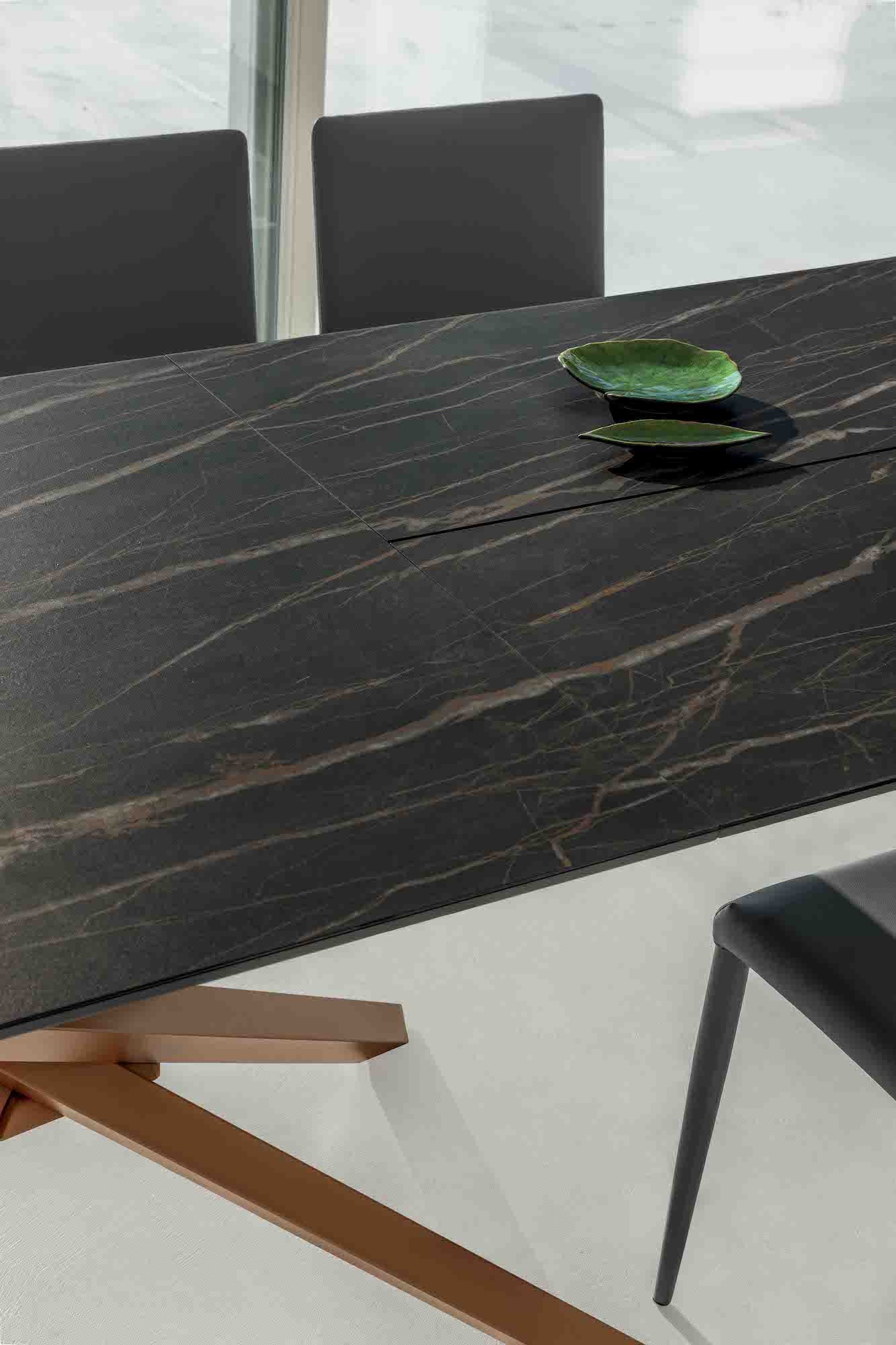 Intertwined Extendable Dining Table Compact Design Spaceman - Ocean Photos - Ultra HD Desktop Collection