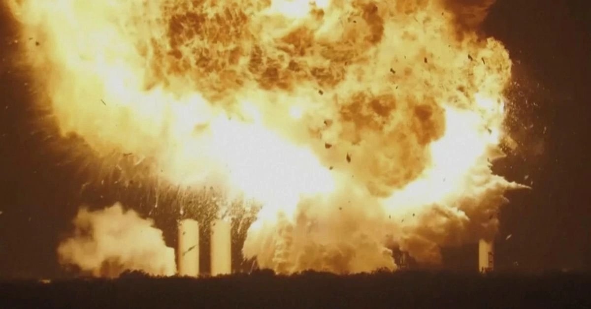 Starship 10 de SpaceX les causes techniques de lexplosion spectaculaire du prototype