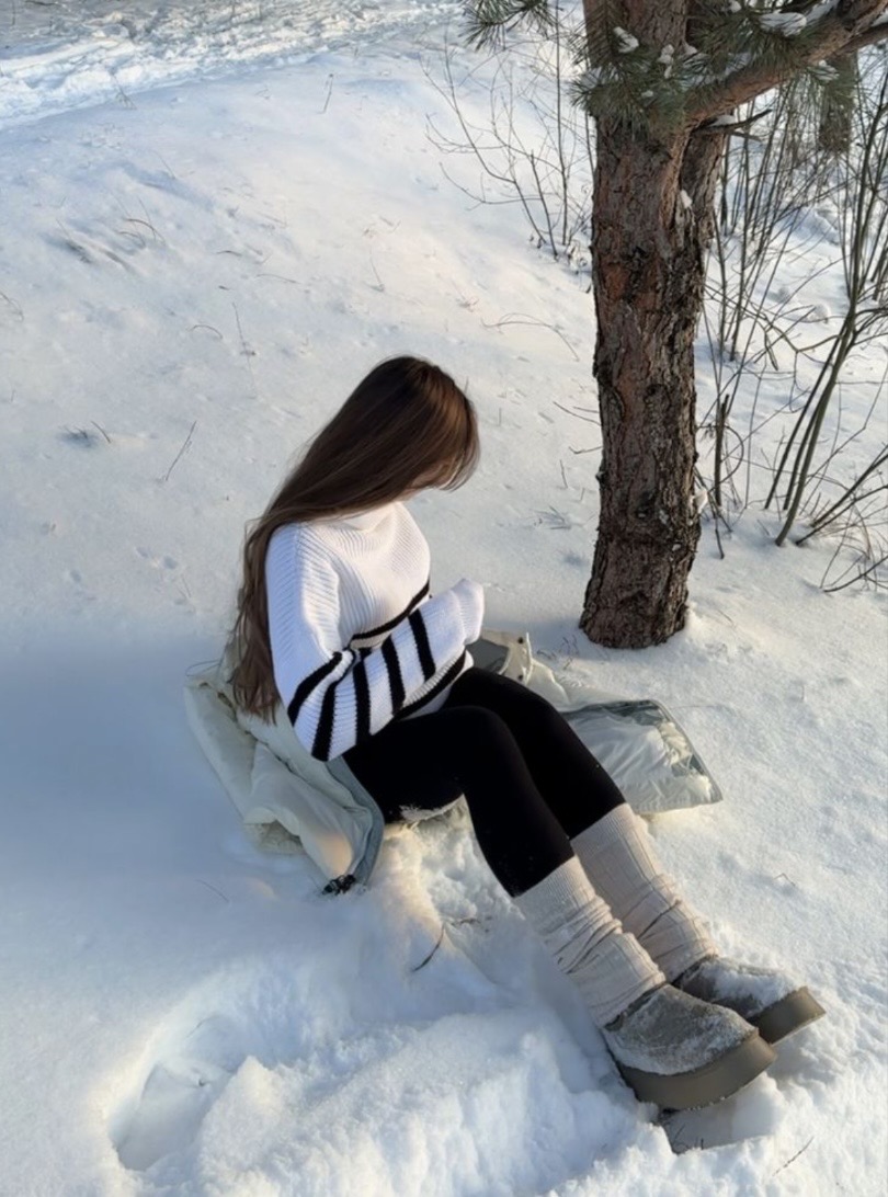 1:25 Channeled Energy Activation- Moon in Aries Square Mars in Capricorn