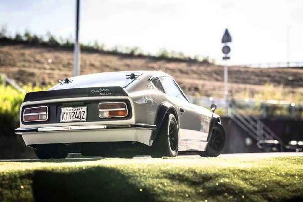 Kyosho Datsun 240Z Tuned Ver. White 1971 FAZER Mk2 Readyset