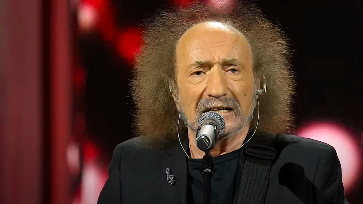 200 morto livio macchia de i camaleonti storico bassista e co fondatore della band