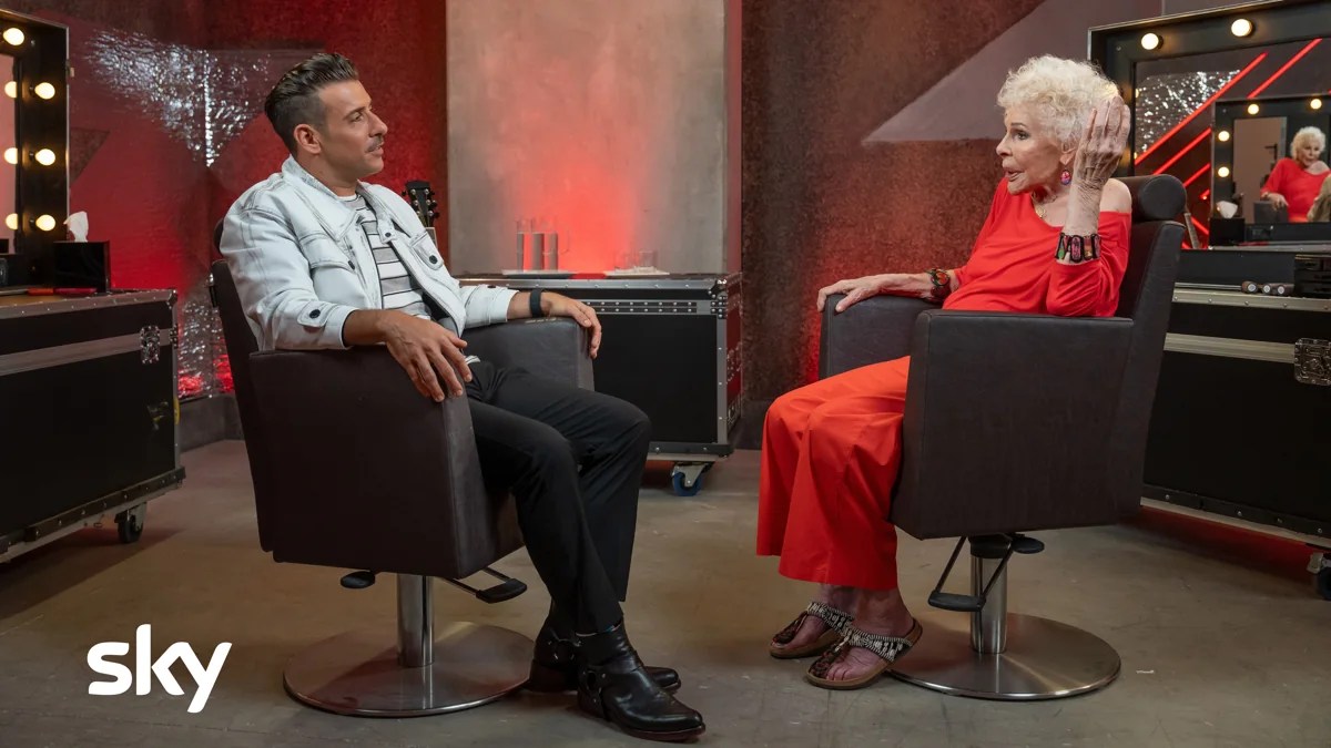 Francesco Gabbani, su Sky e NOW uno speciale in attesa di X Factor, ospite Ornella Vanoni
