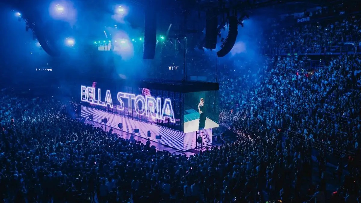 Fedez, successo per i due concerti eventi al Forum di Assago Fedez, successo per i due concerti eventi al Forum di Assago