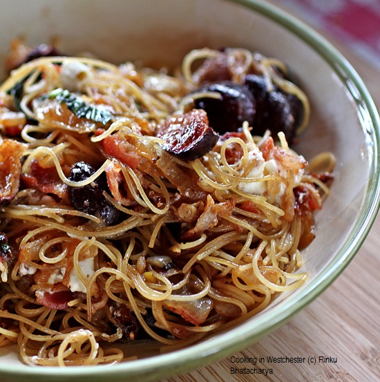 Pasta with Roasted Figs, Goat Cheese, Bacon and Carmelized Onion