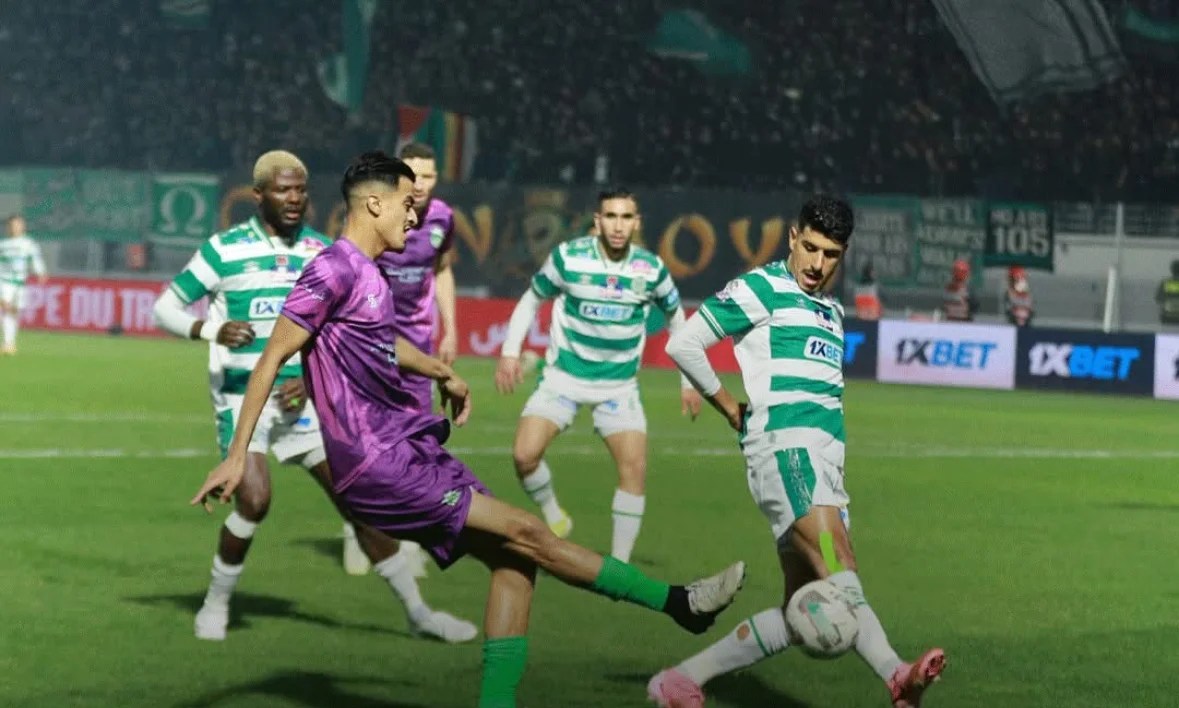 شجار حاد في غرف تبديل الملابس بعد لقاء الرجاء وبني ملال