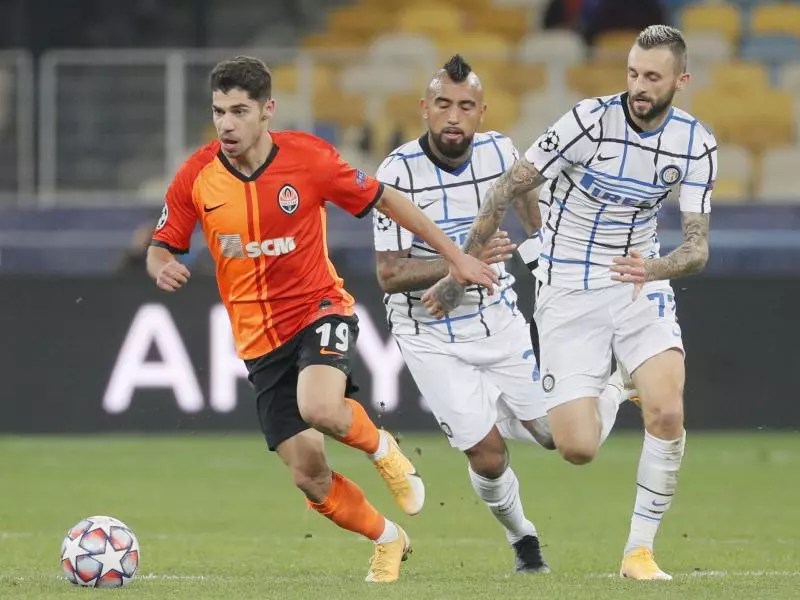 Shakhtar Dosk 1 Roma 2 Europa League Match Review Chiesa Di Totti Shakhtar Donetsk and Desna Chernihiv will lock horns this Saturday 30 October in the La Premjer-lha. Shakhtar Dosk 1 Roma 2 Europa League Match Review Chiesa Di Totti Anatolii Trubin 4 games Defenders.