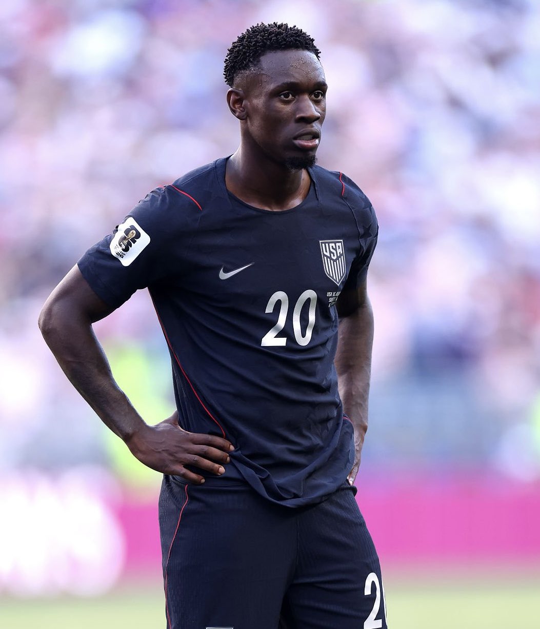US star Balogun could not focus after his red card drama