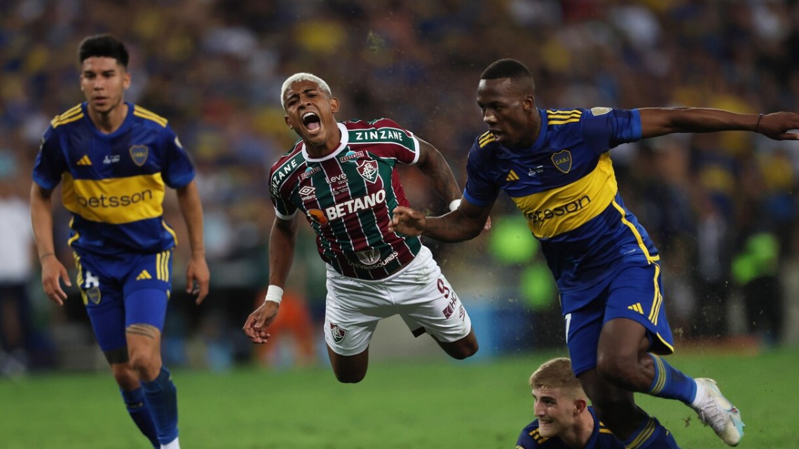 Libertadores, Boca in 10 dopo 19″ va ko ma si qualifica al Mondiale per club: tutte le rivali di Juve e Inter Libertadores, Boca in 10 dopo 19″ va ko ma si qualifica al Mondiale per club: tutte le rivali di Juve e Inter