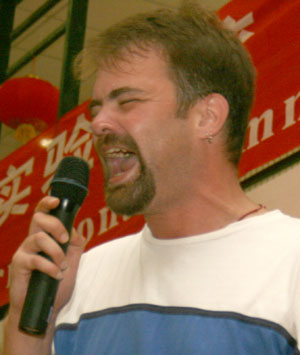 stevo-singing.jpg