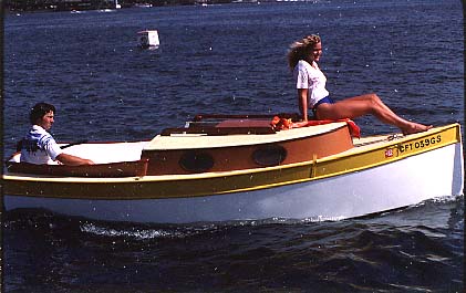 What is the best cabin cruiser under 25 feet? Pocket Cruiser Photo Page