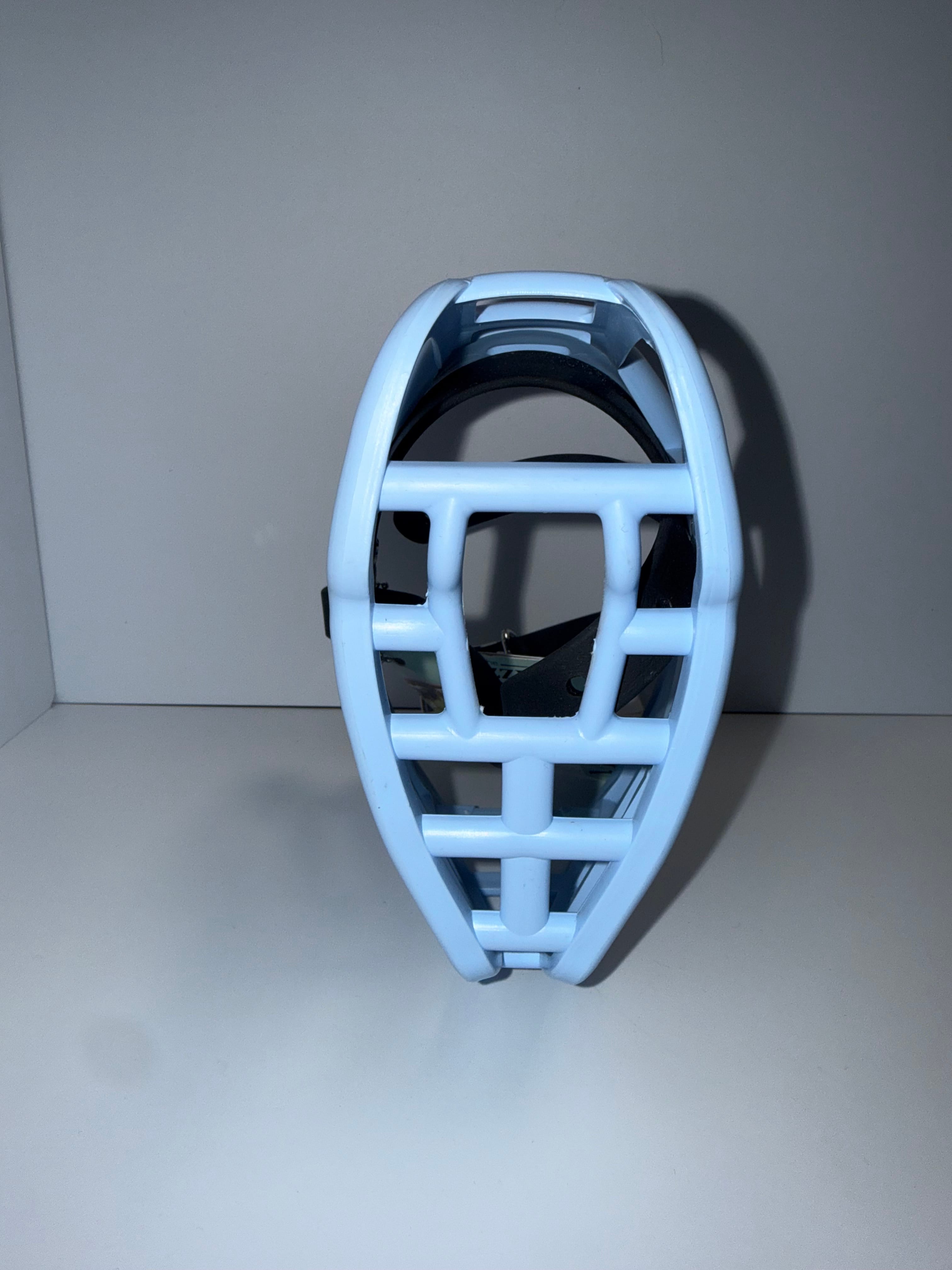 MUZZLE MOVEMENT NELI BABY BLUE Z CZARNYMI PASKAMI