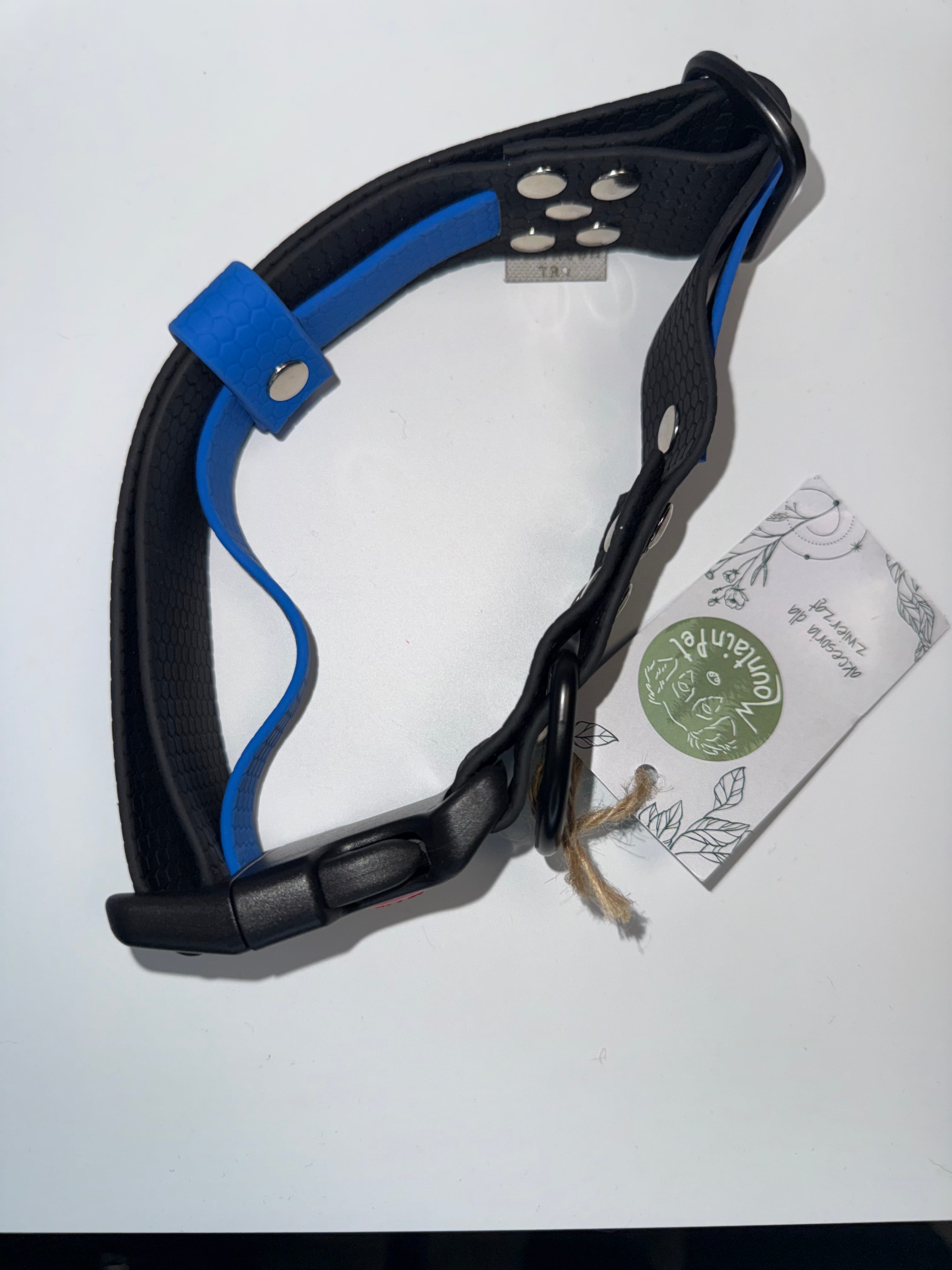 MountainPet HEXA Obroża zatrzaskowa 40 mm Niebieska – szeroka wodoodporna obroża dla psa