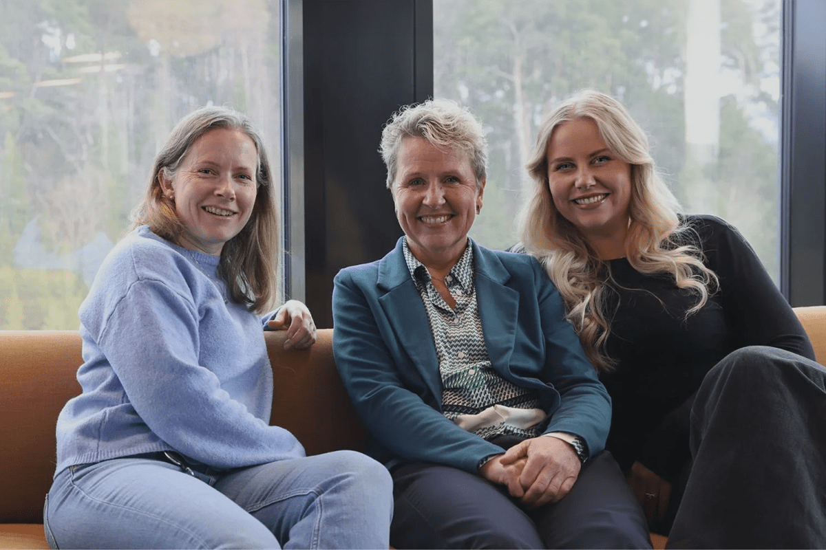 Om Oss Sticos As - Dark Design Collection - Full HD Quality